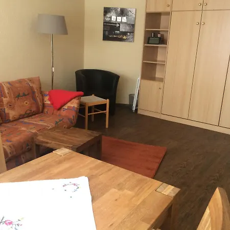 Apartment Ferienwohnung-putz *